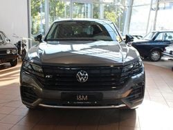Grau Gebraucht 2021 VW Touareg Atmosphere SUV | 41.990 € (Superpreis)