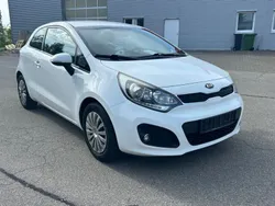 Weiß Gebraucht 2012 Kia Rio 2 Limousine | 4.499 € (Fairer Preis)