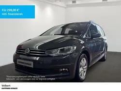 Grau Gebraucht 2022 VW Touran Comfortline Van / Kleinbus | 28.790 € (Fairer Preis)
