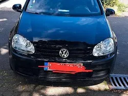Schwarz Gebraucht 2005 VW Golf V Kombi | 2.800 € (Teuer)