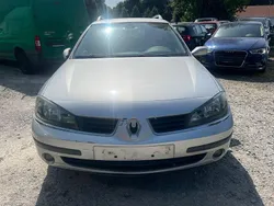 Grau Gebraucht 2007 Renault Laguna II Avantage Kombi | 2.100 €