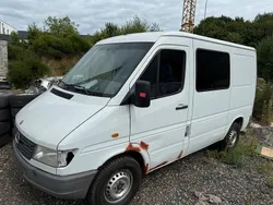 Weiß Gebraucht 2005 Mercedes Sprinter Van | 5.200 €