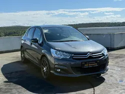 Grau Gebraucht 2010 Citroën C4 Tendance Limousine | 6.490 € (Teuer)