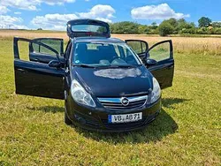 Schwarz Gebraucht 2010 Opel Corsa Edition Limousine | 2.300 € (Guter Preis)