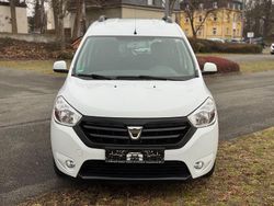 Weiß Gebraucht 2016 Dacia Dokker Lauréate Van / Kleinbus | 7.999 € (Guter Preis)
