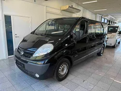 Schwarz Gebraucht 2014 Nissan Primastar Van / Kleinbus | 8.800 €