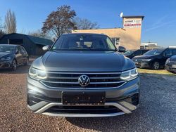 Grau Gebraucht 2022 VW Tiguan Allspace Elegance SUV | 26.690 € (Fairer Preis)