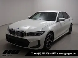 Weiß Gebraucht 2024 BMW 320 Performance Limousine | 45.980 € (Teuer)