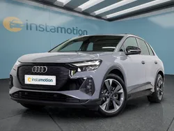 Grau Gebraucht 2022 Audi Q4 e-tron SUV | 30.449 € (Guter Preis)