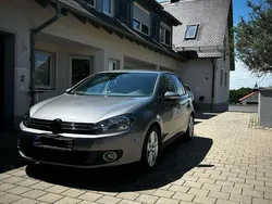 Grau Gebraucht 2009 VW Golf VI Kleinwagen | 5.100 € (Fairer Preis)