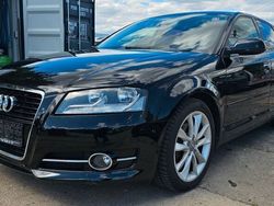 Schwarz Gebraucht 2010 Audi A3 Sportback Sport Kleinwagen | 4.800 € (Fairer Preis)