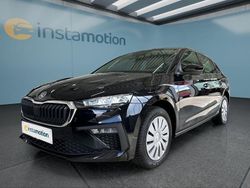 Schwarz Gebraucht 2024 Skoda Scala Kleinwagen | 19.099 € (Guter Preis)