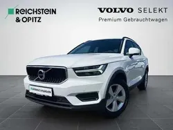 Ice white Gebraucht 2022 Volvo XC40 Momentum SUV | 29.950 € (Guter Preis)