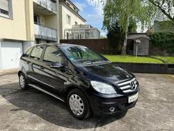 Schwarz Gebraucht 2011 Mercedes B160 Van / Kleinbus | 5.300 € (Guter Preis)