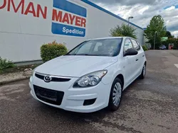 Weiß Gebraucht 2010 Hyundai i30 Comfort Limousine | 1.390 € (Guter Preis)