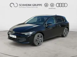 Grenadillschwarz metallic Neu 2025 VW Golf VIII Style Limousine | 35.880 € (Teuer)