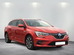 Rot Gebraucht 2023 Renault Mégane IV Techno Limousine | 22.990 € (Fairer Preis)