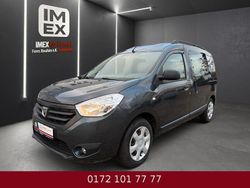 Grau Gebraucht 2017 Dacia Dokker Ambiance Van / Kleinbus | 8.500 € (Fairer Preis)