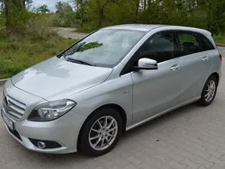 Silber Gebraucht 2011 Mercedes B180 Van / Kleinbus | 6.300 € (Guter Preis)