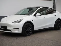 Weiß Gebraucht 2022 Tesla Model Y Performance SUV | 36.350 € (Fairer Preis)