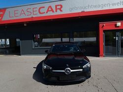 Schwarz Gebraucht 2020 Mercedes CLA200 Shooting Brake Kombi | 13.990 € (Fairer Preis)