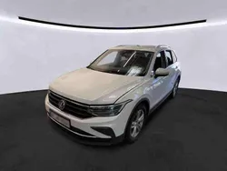 Pure white Gebraucht 2023 VW Tiguan Move SUV | 32.950 € (Fairer Preis)