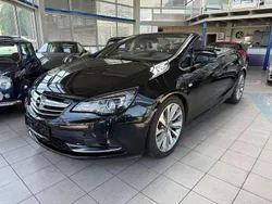 Graphitschwarz met. Gebraucht 2016 Opel Cascada Innovation Cabrio | 12.950 € (Fairer Preis)