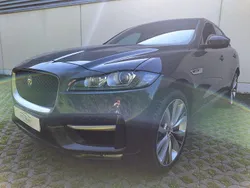 Grau Gebraucht 2020 Jaguar F-Pace R-Sport SUV | 34.900 € (Etwas zu teuer)