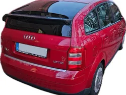 Rot Gebraucht 2022 Audi A2 Kleinwagen | 4.000 €