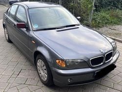 Violet Gebraucht 2002 BMW 316 Limousine | 1.000 € (Superpreis)