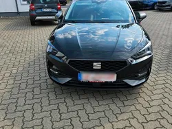 Schwarz Gebraucht 2021 Seat Leon FR Kombi | 17.500 € (Fairer Preis)