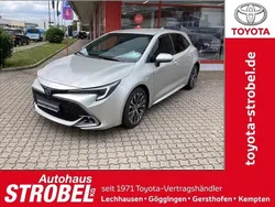 Precious silver Gebraucht 2023 Toyota Corolla Team Limousine | 26.980 € (Fairer Preis)