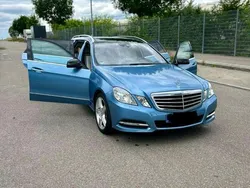 Blau Gebraucht 2010 Mercedes E350 Elegance Kombi | 12.222 € (Teuer)