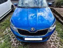 Blau Gebraucht 2018 Skoda Fabia Ambition Kleinwagen | 9.800 € (Fairer Preis)