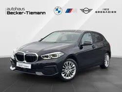Saphirschwarz Gebraucht 2024 BMW 118 Sport Line Kleinwagen | 29.866 € (Etwas zu teuer)