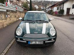 Grün Gebraucht 2001 Mini Cooper Kleinwagen | 2.000 €