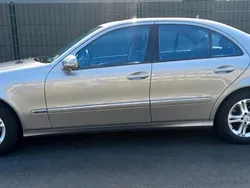 Grau Gebraucht 2006 Mercedes E280 Elegance Limousine | 12.350 €