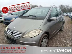 Kometgrau metalliclack Gebraucht 2005 Mercedes A180 Elegance Limousine | 385 €