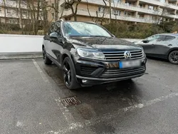 Schwarz Gebraucht 2015 VW Touareg R-line SUV | 25.500 € (Fairer Preis)