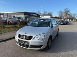 Silber Gebraucht 2006 VW Polo Comfortline Limousine | 999 € (Superpreis)