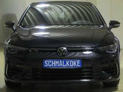 Deep black pearlescent (metallic) Gebraucht 2023 VW Golf VIII R Limousine | 39.950 € (Fairer Preis)