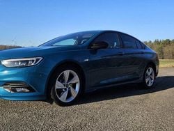 Grün Gebraucht 2017 Opel Insignia Exklusiv Limousine | 20.000 € (Fairer Preis)