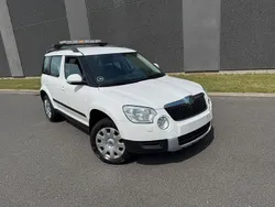 Weiß Gebraucht 2012 Skoda Yeti Active SUV | 5.250 € (Guter Preis)