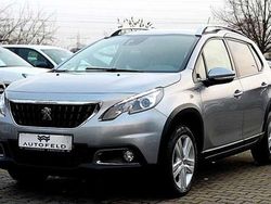 Grau Gebraucht 2019 Peugeot 2008 Signature Sky SUV | 10.950 € (Fairer Preis)