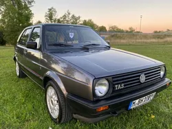 Grau Gebraucht 1991 VW Golf II Limousine | 9.999 €