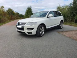 Weiß Gebraucht 2007 VW Touareg Individual SUV | 9.800 € (Etwas zu teuer)