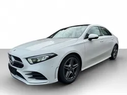 Weiß Gebraucht 2020 Mercedes A200 AMG Limousine | 24.990 € (Etwas zu teuer)
