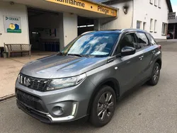 Grau Gebraucht 2021 Suzuki Vitara Comfort SUV | 19.990 € (Fairer Preis)