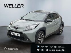 Grau Gebraucht 2024 Toyota Aygo X Team SUV | 16.480 € (Guter Preis)