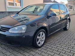 Schwarz Gebraucht 2004 VW Golf Limousine | 4.200 € (Fairer Preis)